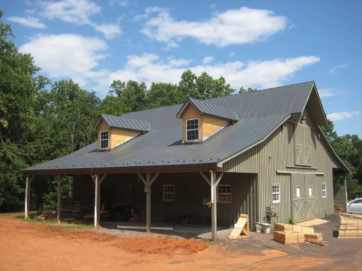 Expert Asphalt Roof Repair workmanship in Batesburg-Leesville
